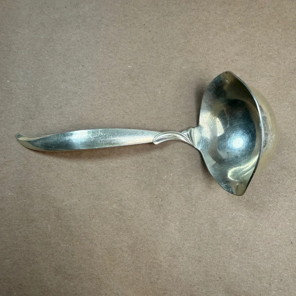 1847 Rogers Bros Flair Silverplate Gravy Ladle 7in Vintage MCM Serving Spoon